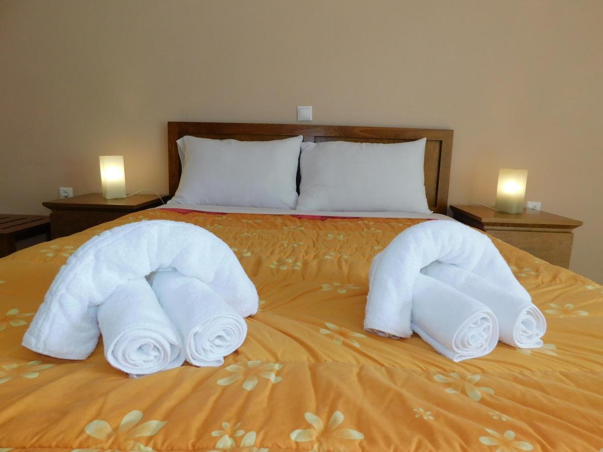 Elatos Apartments กลิตอเรีย ภายนอก รูปภาพ